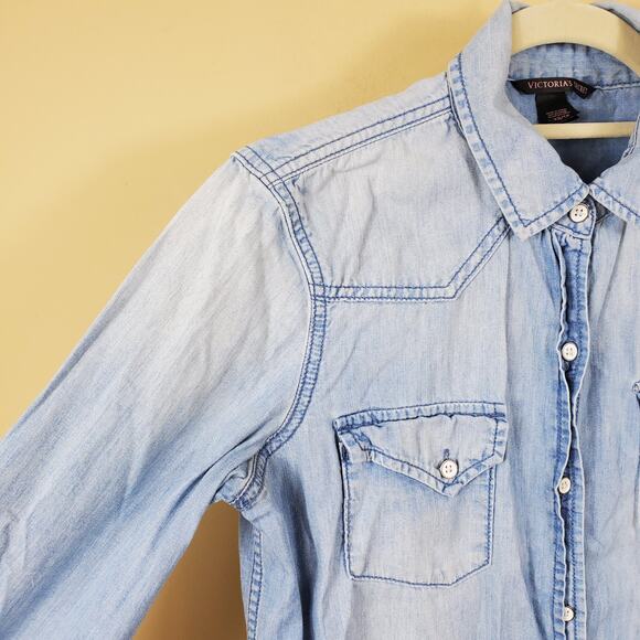 Victoria's Secret Chambray Button Up Shirt Women's Size XS - Picture 4 of 10